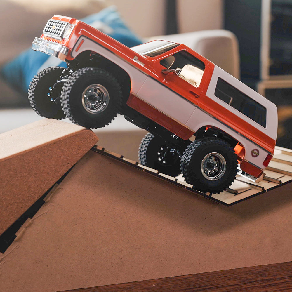 FMS 1:24 FCX24 Chevrolet K5 Blazer RTR